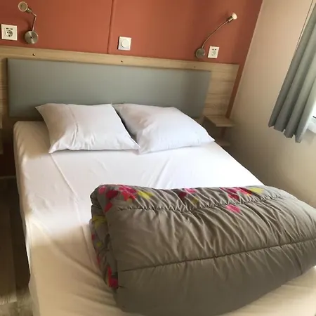 Mobil Home Camping Le Mar Estang Bord De Plage-2